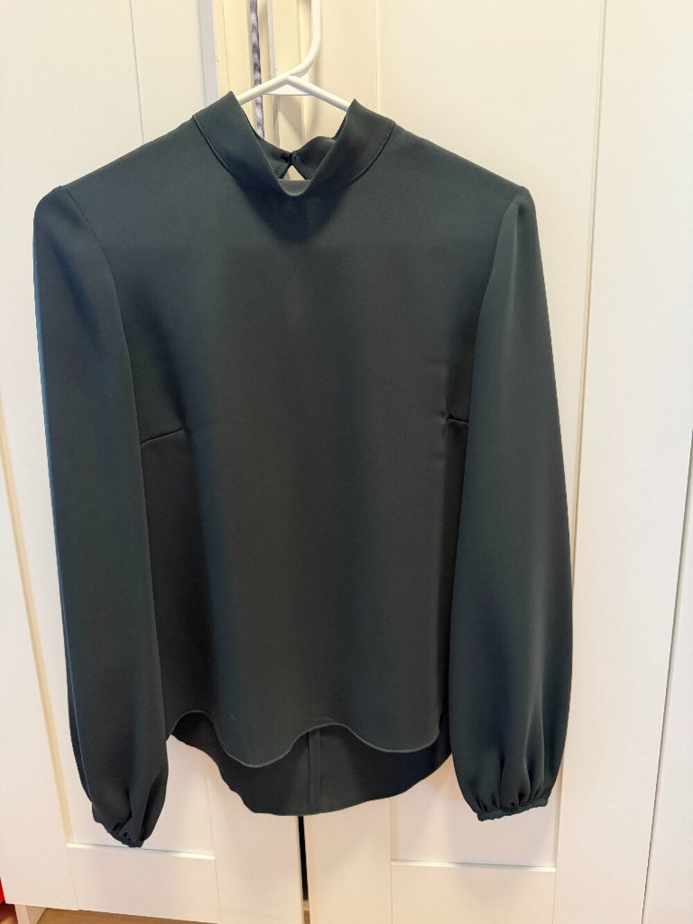Aritzia Babaton Mock Neck Blouse in Hunter Green